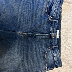 Good American Classic Blue Jeans